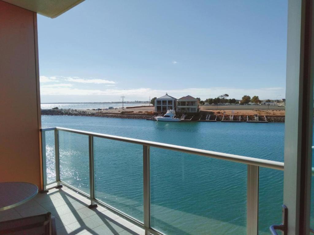 Apartment 3 Wallaroo Marina Екстериор снимка
